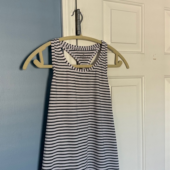 EUC Athleta Tank Navy/White stripe M - Picture 3 of 7